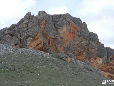 Cascada,Mina de Aguacae; sierra magina gasco la ruta del cares la senda del oso sistema central peña